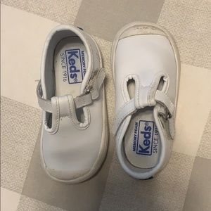 Keds leather T-strap shoes